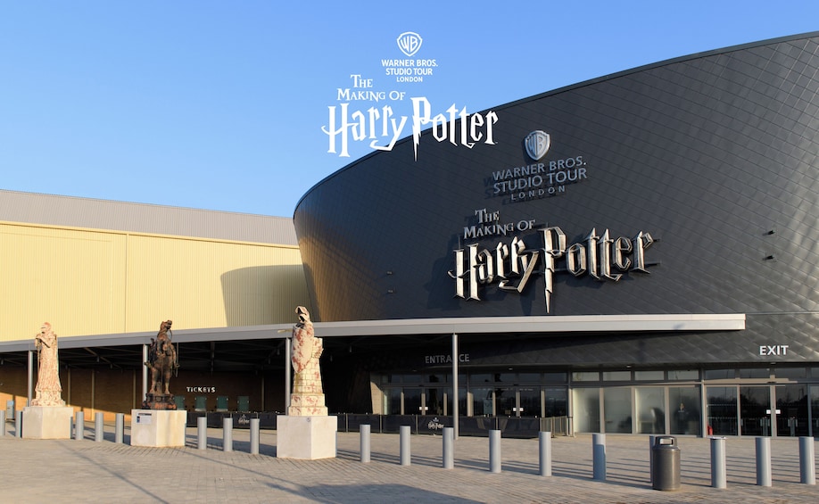 Warner Bros. Studio – The Making of Harry Potter Fully Guided Tour by Train