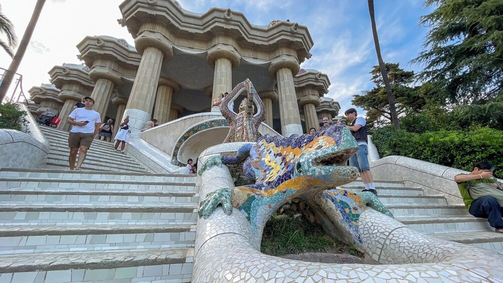 Park Güell - Fast track access and guided tour
