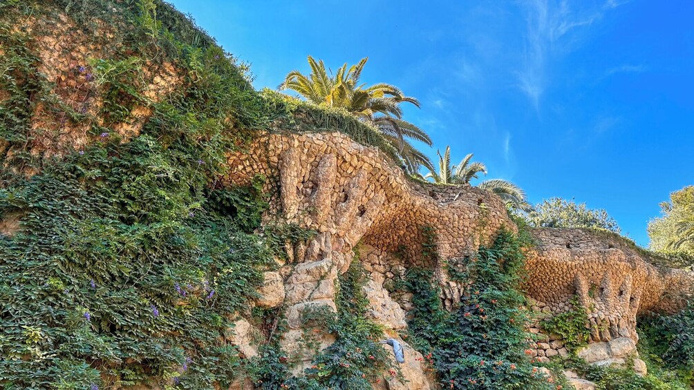 Park Güell - Fast track access and guided tour