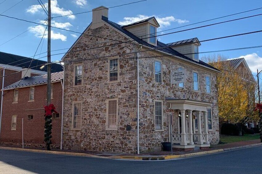 18th c. stone building