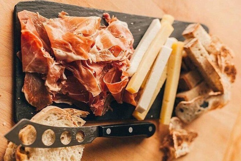 Portuguese Cuisine: 17 Tastings Lisbon Food Tour