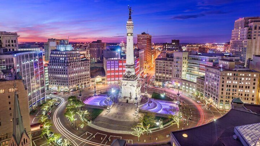 Smartphone-Guided Walking Tour of Downtown Indianapolis Sights & Stories