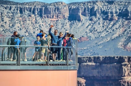 Grand Canyon Skywalk & Tur Petualangan dari Phoenix (ADV)