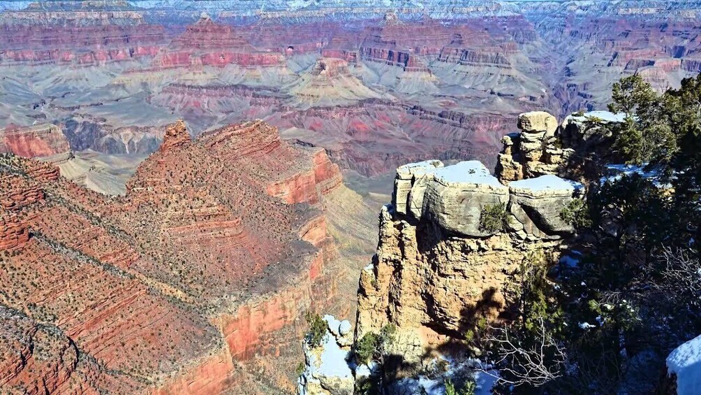 Phoenix to Grand Canyon Air & Monument Valley Ground (MVJ)