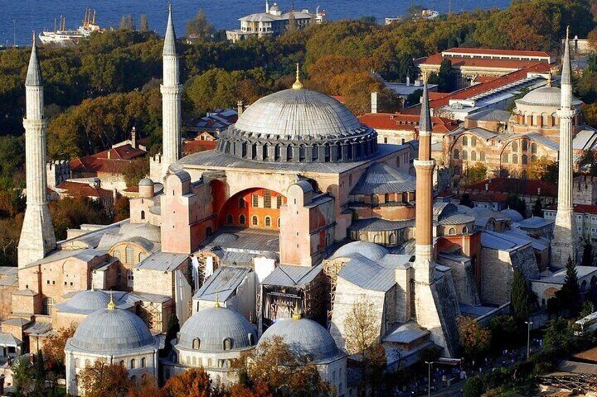 Istanbul, Ephesus, Pamukkale and Cappadocia - 8 Days