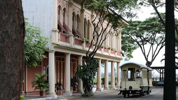 Guided City & Historical Park Tour