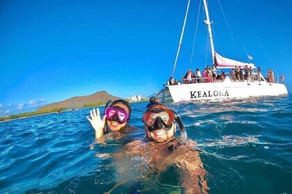 Croisière en bateau au coucher du soleil : nagez et naviguez à Waikiki