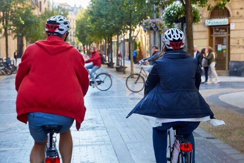 Basque History and Cultural Shared Tour by Bike