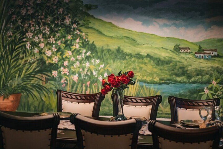 San Jose By Night Tour: Farm to Table Dinner & Cocktails Classes