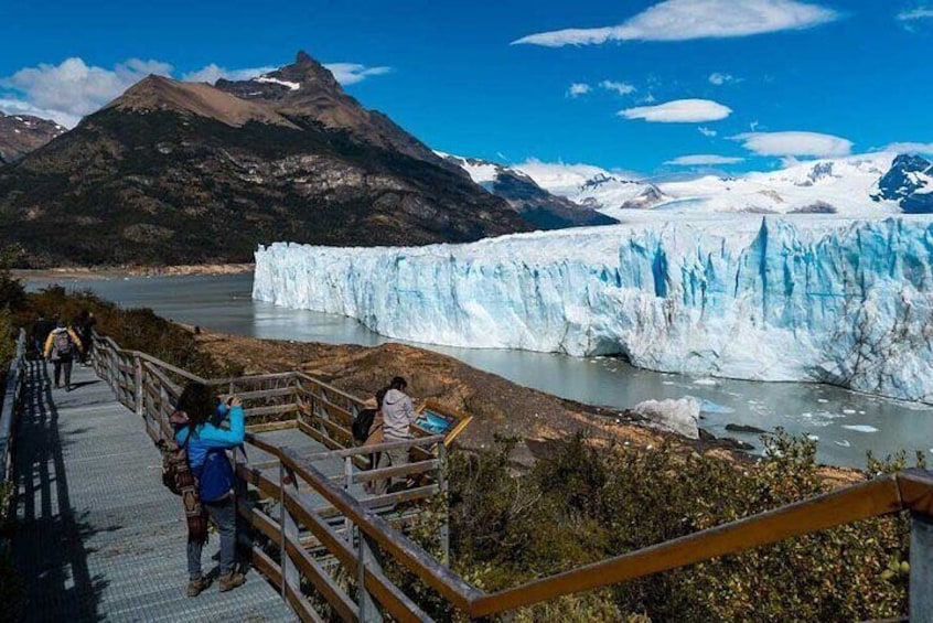 Perito Moreno Glacier - CALAFATE (Footbridges and Navigation)