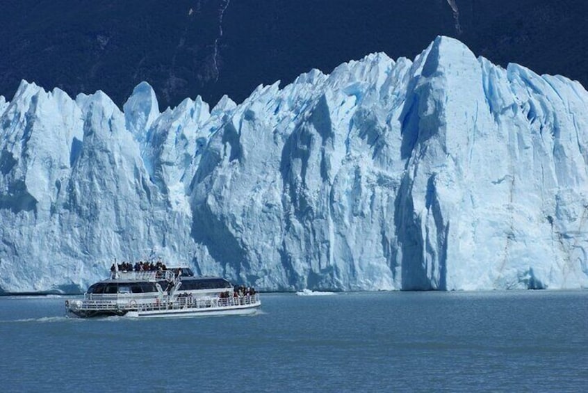 Perito Moreno Glacier - CALAFATE ( Footbridges and Navigation )