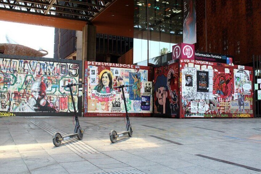 Scooter City Tour at Frontis Centro Cultural Gabriela Mistral