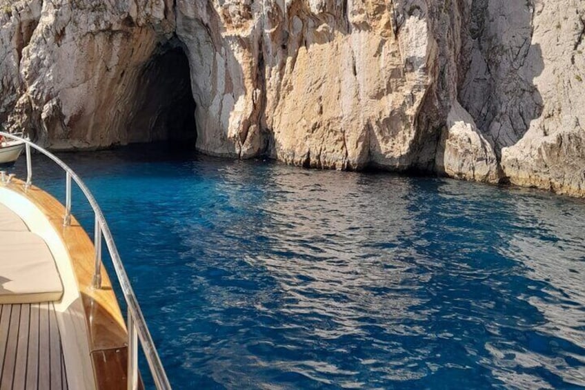 Small Group Tour from Salerno to Capri by Boat