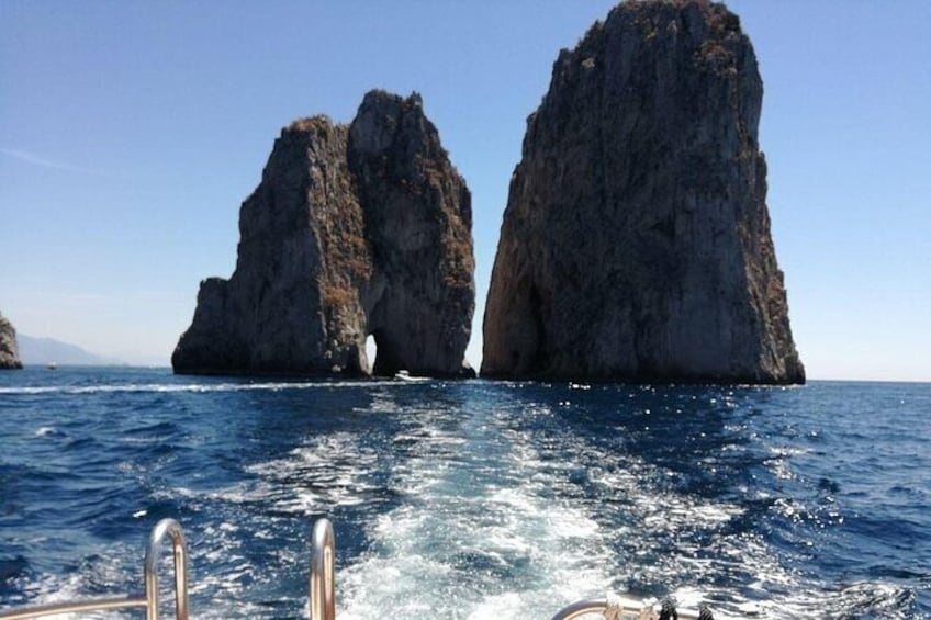 Small Group Tour from Salerno to Capri by Boat