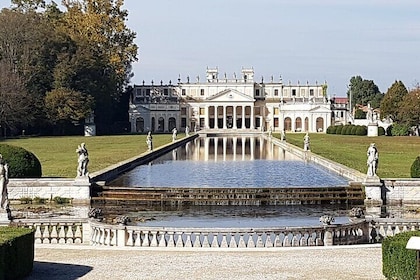 Tour to the Venetian Villas and the Brenta Riviera from Padua