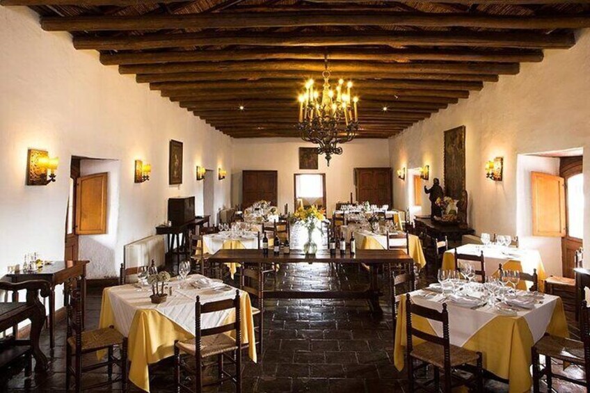 4 Hour Santa Rita Winery All inclusive Tour for Wine Lover
