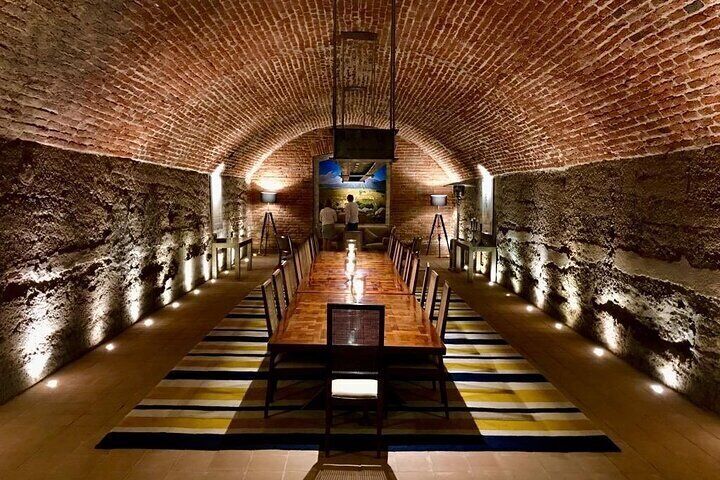 Private Half-Day Santa Rita Winery Tour with Gourmet Lunch