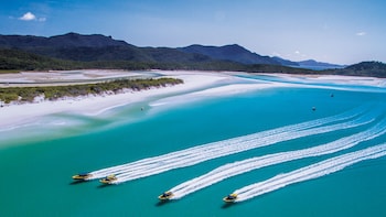 Southern Whitehaven Beach Tour with More Beach Time