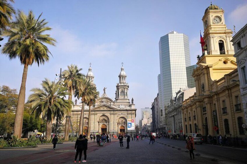 Santiago city tour in small groups