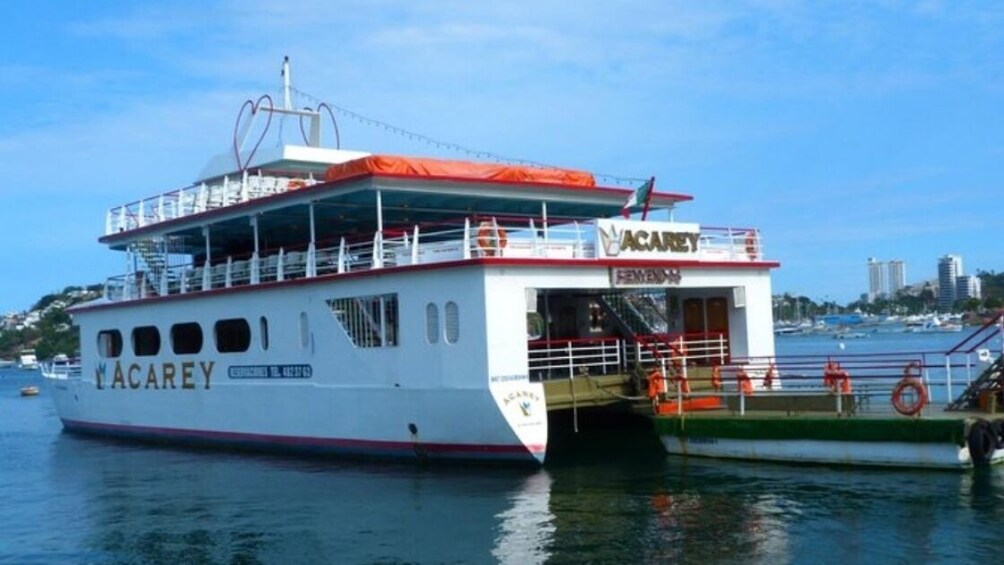 Acapulco Bay Cruise
