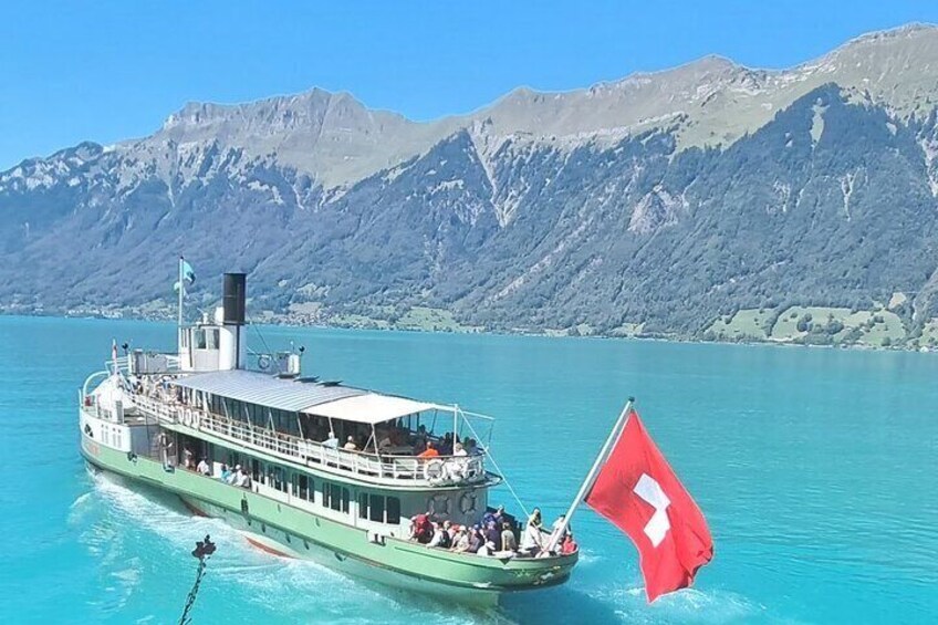 Best of Bernese Oberland & Swiss Country Side (Private Tour)