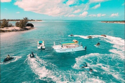 Private Half-day Boat Charter in Turks and Caicos with Snorkeling