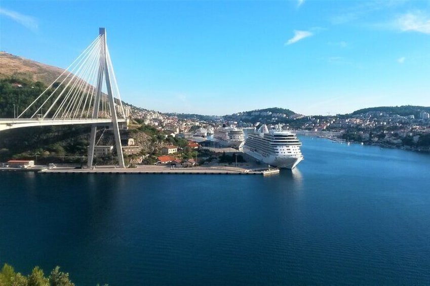 Private Tour of Dubrovnik with Legendary Classic Car Old-Timer