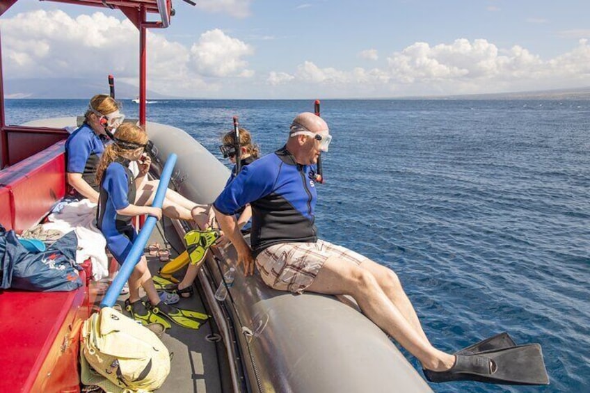 Molokini Crater and Turtle Town Snorkeling From Kihei