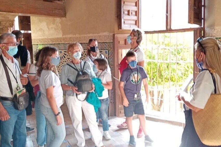 Alhambra Private Family Visit with children
