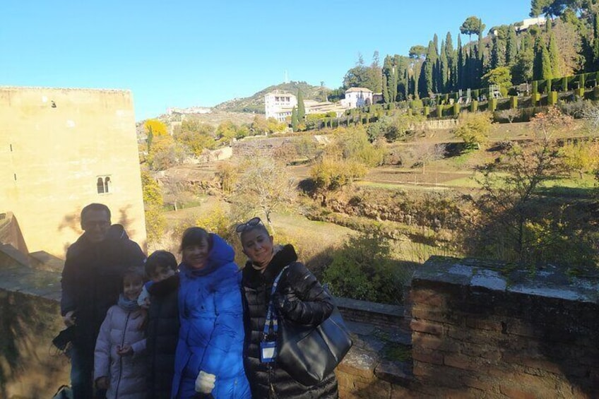 Alhambra Private Family Visit with children