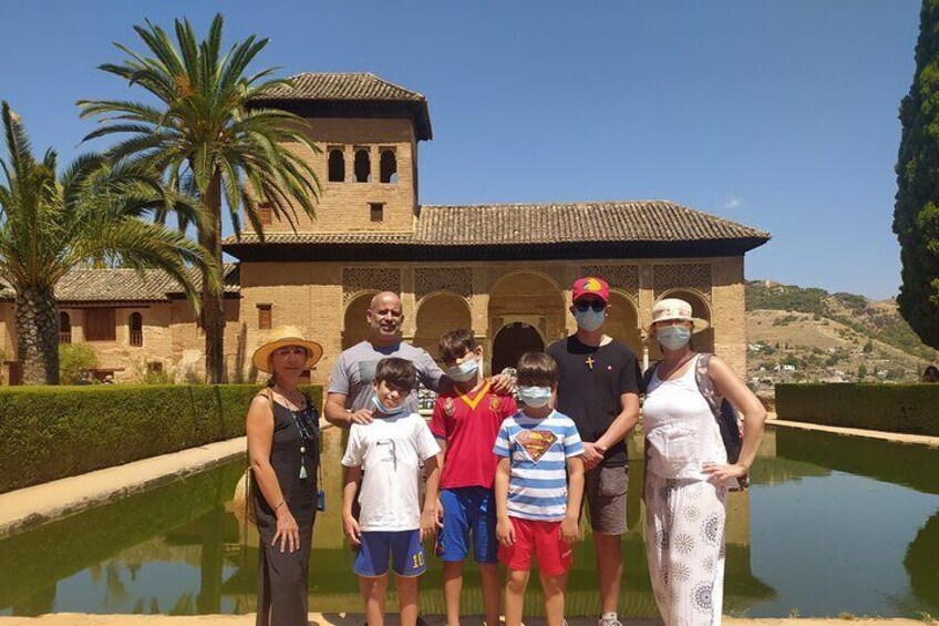 Alhambra Private Family Visit with children