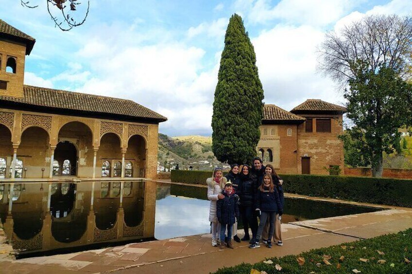 Alhambra Private Family Visit with children