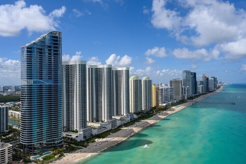 Private Helicopter Tour around Miami and Key Biscayne