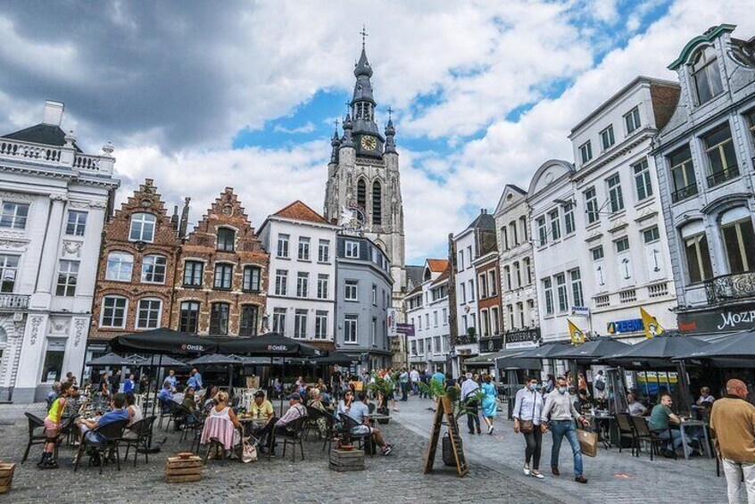 Private Self-Guided Walking Tour in Kortrijk