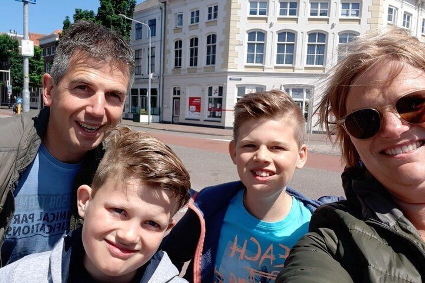 Private Self-Guided Walking Tour in Kortrijk