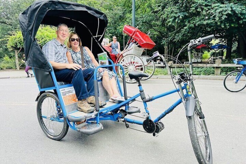 Central Park Film Spots & Celebrity Homes Pedicab Tour
