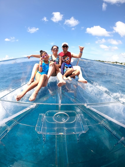 Cozumel Clear Boat & Snorkel Tour with drinks
