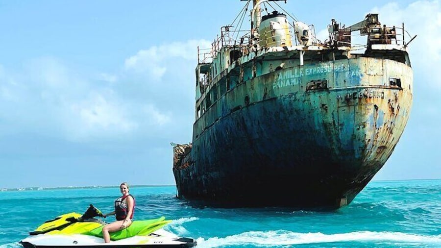 Shipwreck Adventure in Providenciales