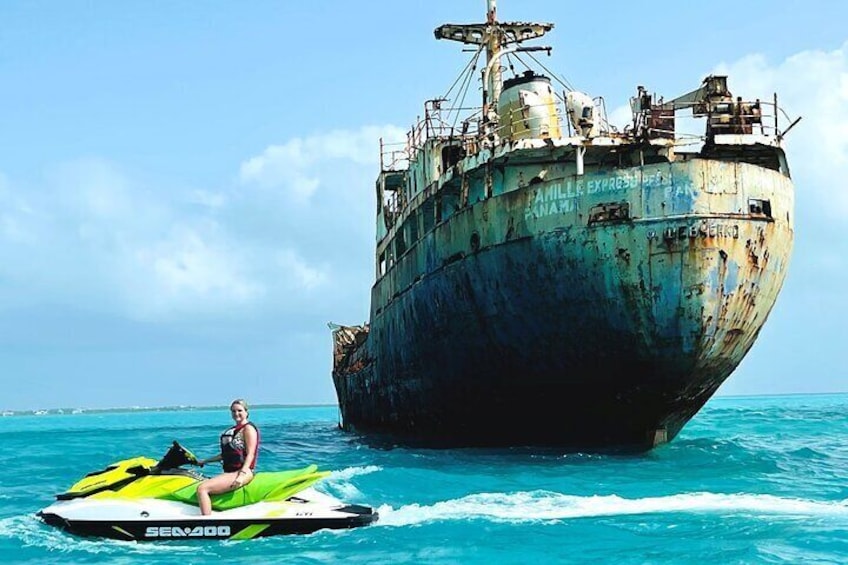 Shipwreck Adventure in Providenciales