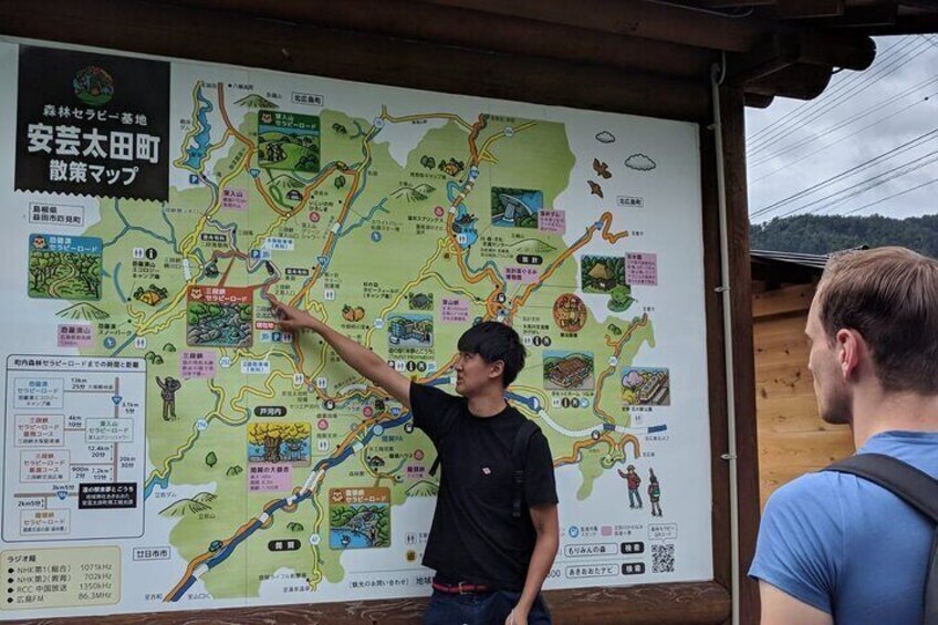 It's me explaining the map