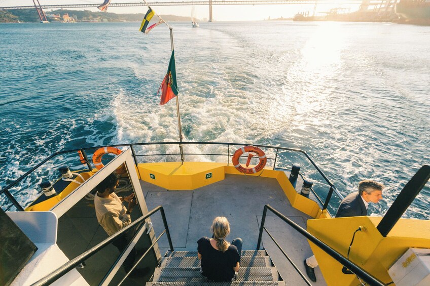 Hop-On Hop-Off Yellow Boat Tour