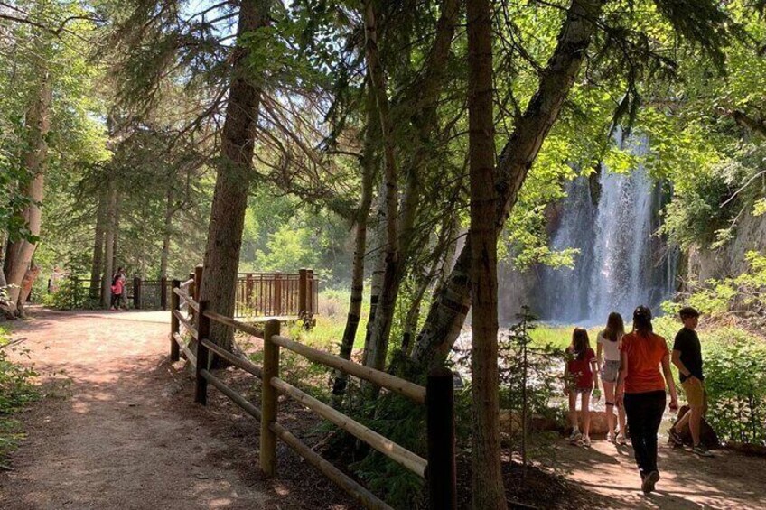 Devil's Tower - Deadwood - Spearfish Canyon Waterfalls + Picnic 