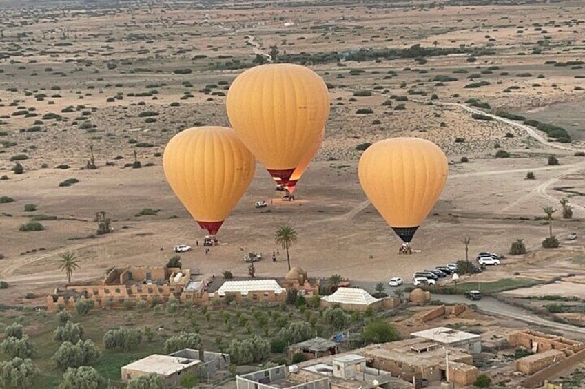 Berber breakfast hot air balloon + camel ride experience
