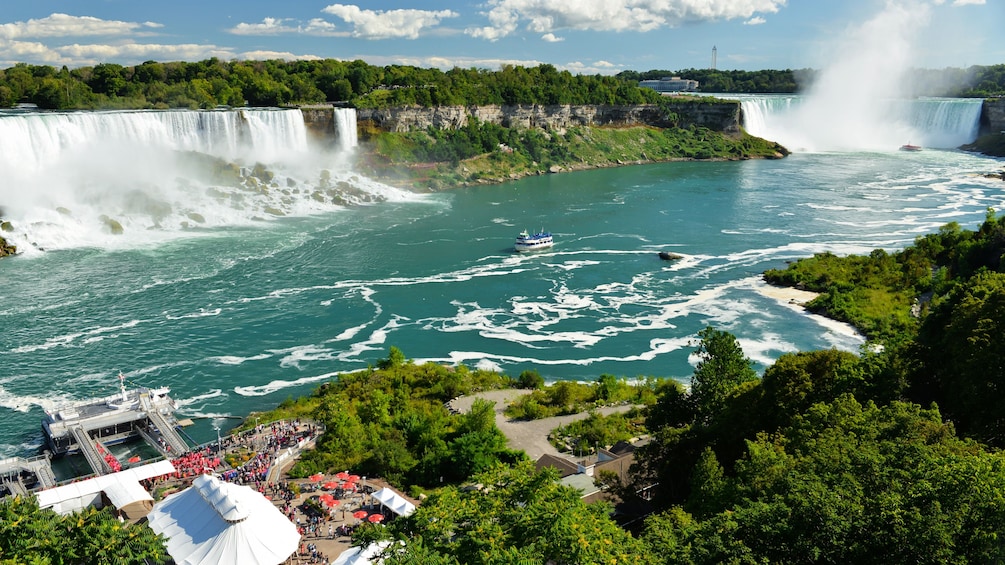 Aerial view of Niagra Falls