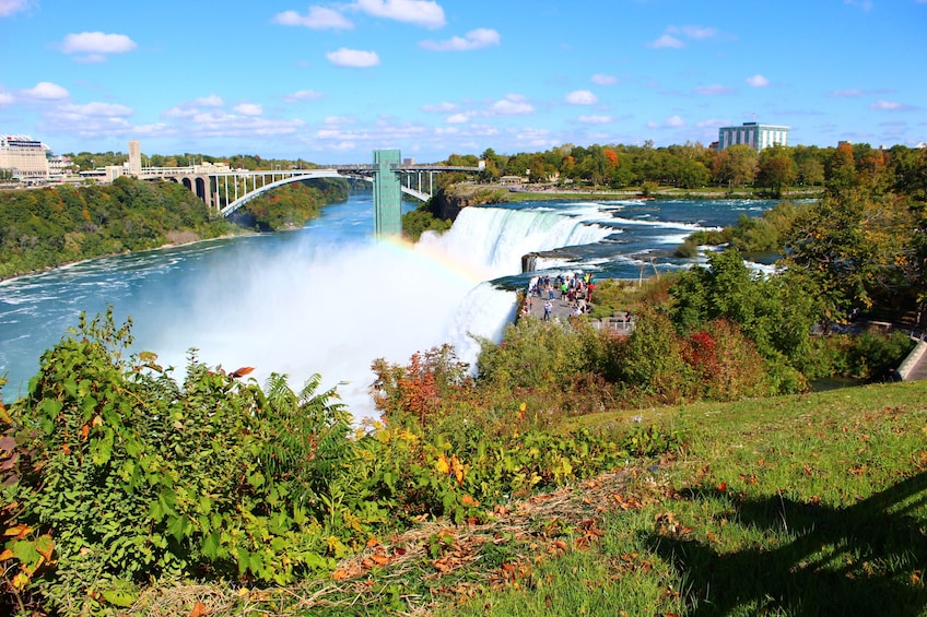 Niagara Falls from Both Sides Full Day Tour Plus Lunch