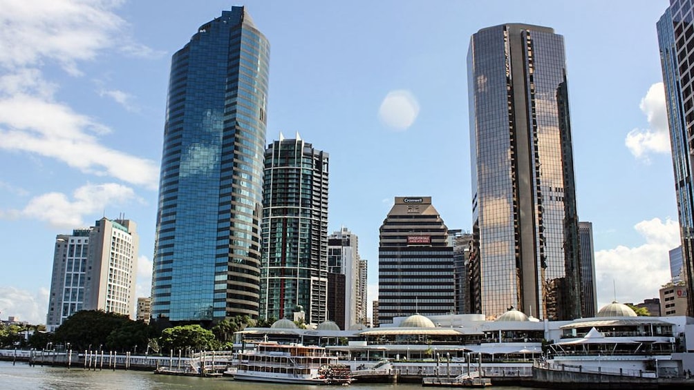 Boat viiew of Brisbane skyline.