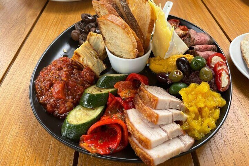 Platter lunch at Poppies Martinborough