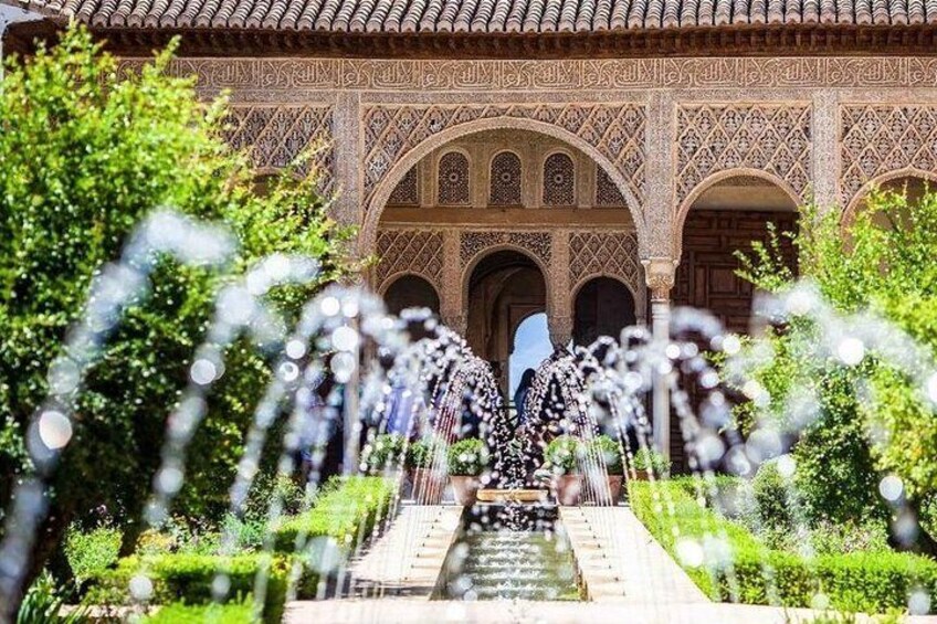 Patio de la Acequia, Generalife