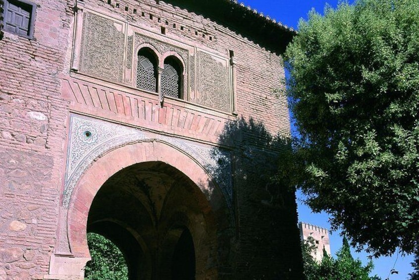 Puerta del Vino, Alhambra