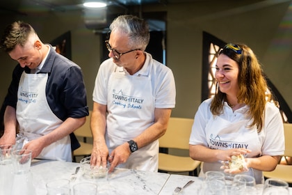 Milan: Gelato and Pizza making class